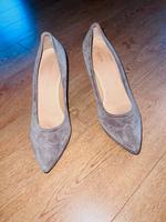 High Heels Pumps von LLOYD in 41 Taupe Wildleder Neuwertig 11cm Wandsbek - Hamburg Farmsen-Berne Vorschau