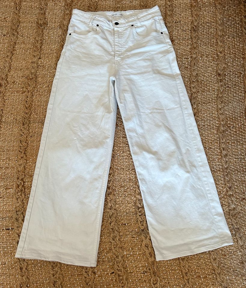 Damen Jeans von BITE Stockholm Creme weiß W31/L32 weites Bein in Bielefeld