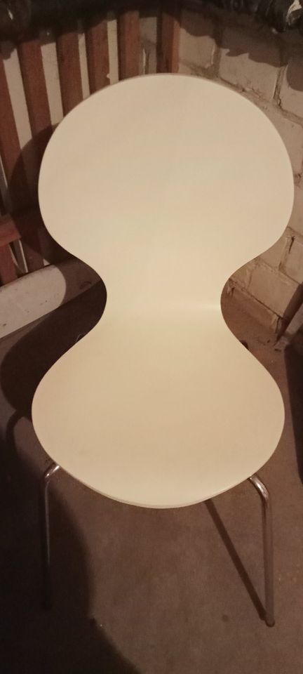 3 (4) Stühle Mambo in weiß in Wuppertal