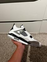 Air Jordan 4 Retro Military Black Hessen - Limburg Vorschau