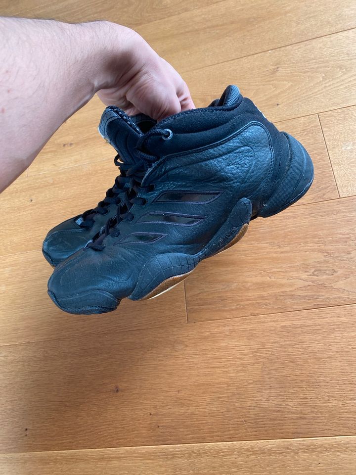 Vintage Adidas Yeezy 500 EU44 US10 in Stuttgart