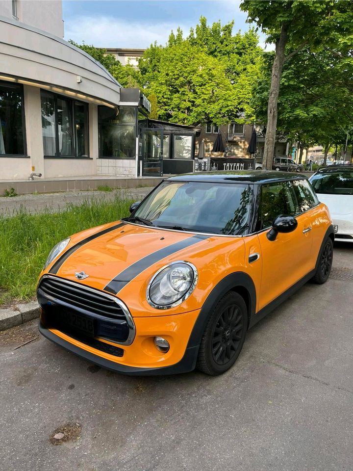Mini Cooper in Berlin