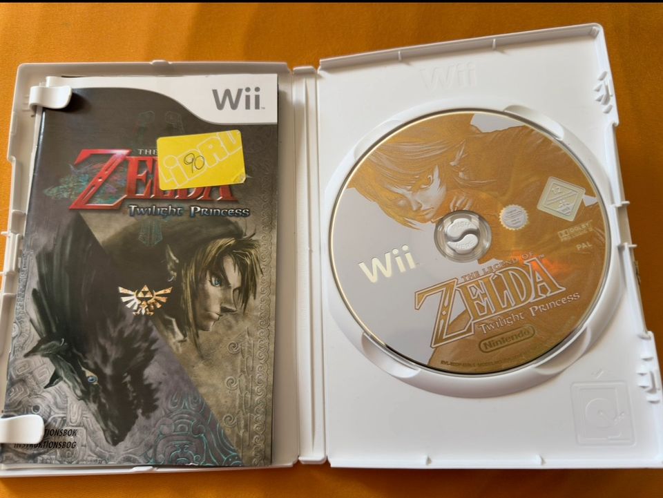 Nintendo Wii Zelda Twilight Princess spiel in Dillingen (Saar)