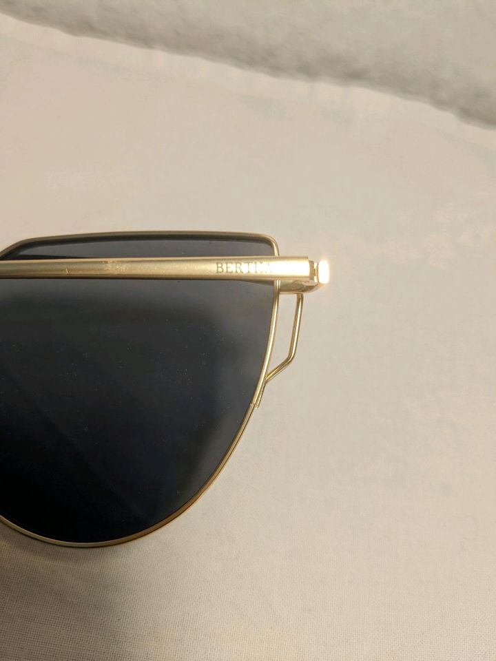 Designer Sonnenbrille Bertha Cateye Gold in Centrum