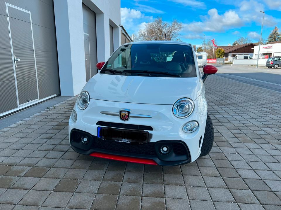 Abarth 500 Frontstoßstange ohne Anbauteile in Landshut