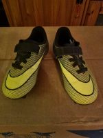 Nike Fußball Schuhe Stollenschuhe Größe 29.5 Hessen - Laubach Vorschau