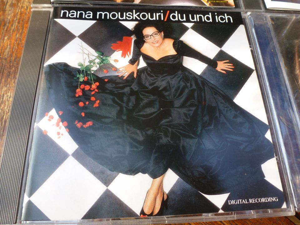 Nana Mouskouri  6 x auf CD in Olching