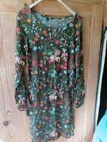 leichtes Sommerkleid mit wunderschönem Blumen Muster Bayern - Türkheim Vorschau