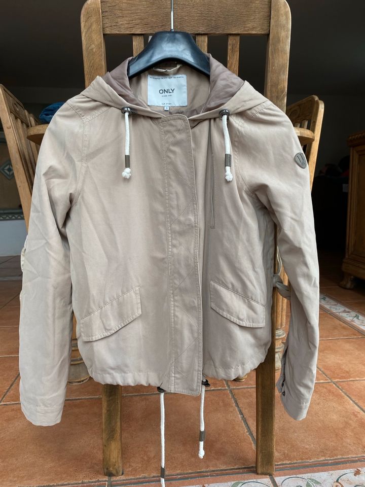 Jacke Only Damen Gr. XS/S *neuwertig *NP 69.95 Euro in Schöne Aussicht, Gem Masburg