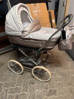 Nostalgie Kinderwagen von Roan mit viel Zubehör Rheinland-Pfalz - Edesheim (Pfalz) Vorschau