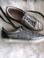 Damen Sneaker Fila Silber Gr. 40 Top! Sachsen-Anhalt - Berßel Vorschau
