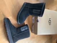 UGG Boots Stiefel Classic Short Rubber logo Gr.36 NEU schwarz Bayern - Lichtenfels Vorschau