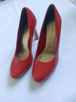 Tamaris Pumps Schuhe Gr.40 rot Lack / neuwertig Berlin - Spandau Vorschau
