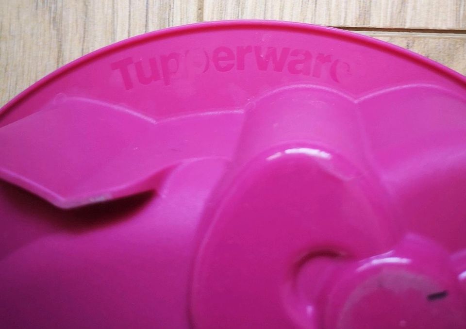 Tupperware Silikon Backform Hello Kitty in Cottbus