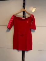 Adidas Kleid 42 rot München - Thalk.Obersendl.-Forsten-Fürstenr.-Solln Vorschau