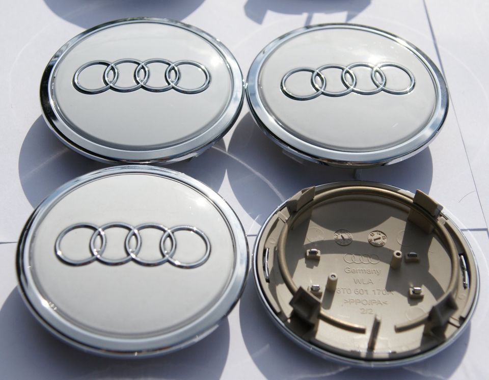 4 AUDI 8T0601170A ORIGINAL Felgendeckel Nabenkappen Nabendeckel in Rehbach