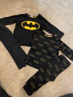 H&M Batman Pyjama Schlafanzug Zweiteiler Gr 74 Niedersachsen - Loxstedt Vorschau