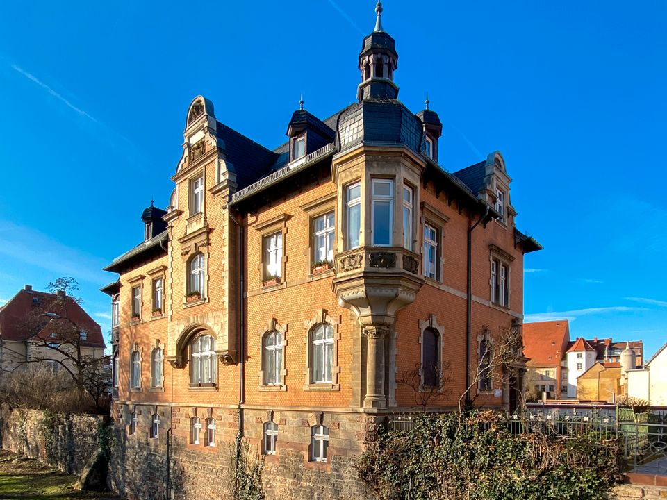 Zentrale Lage! Kleine, möblierte 1-Raum-Wohnung zum Wohlfühlen! in Naumburg (Saale)