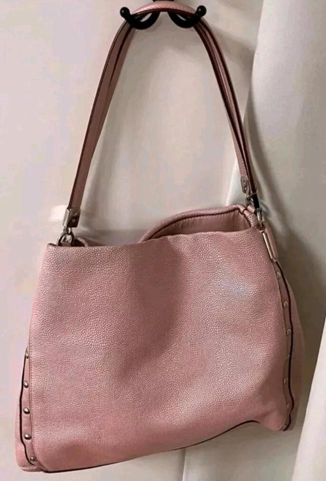 Coach Phoebe Madison Tuberose/Pink Pebble Leder Umhängetasche in Eschweiler