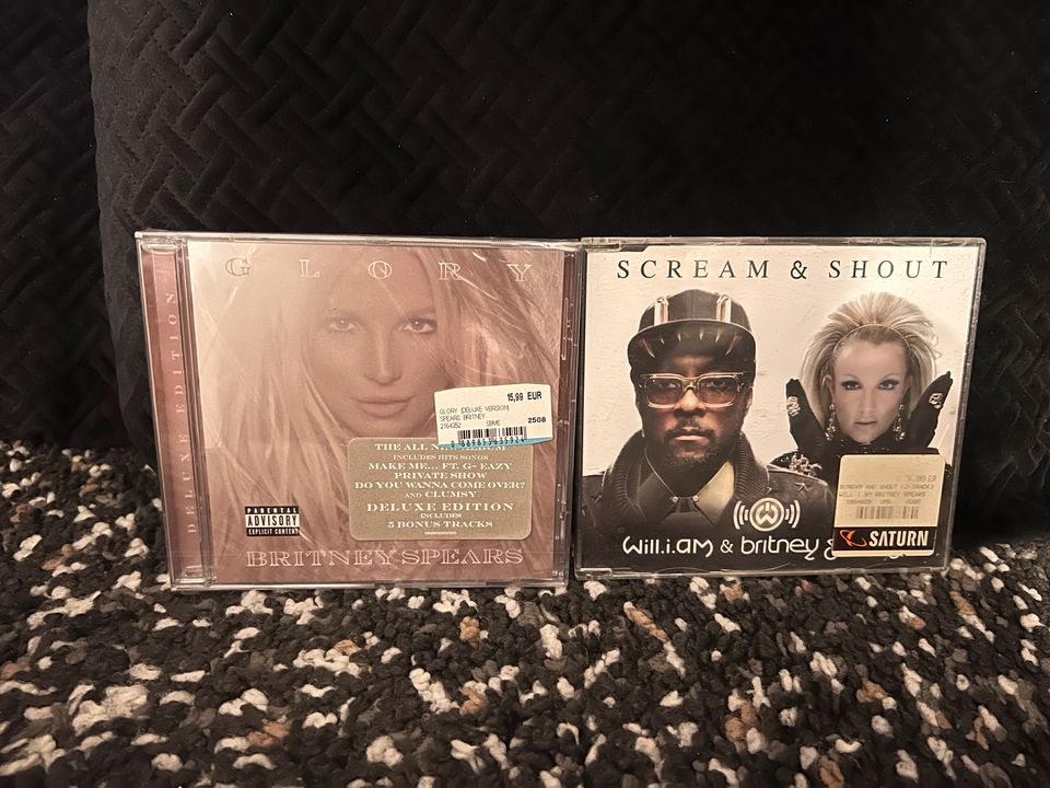 2 CDs Britney Spears Glory Deluxe Version Neu OVP + Single Scream in Altlandsberg