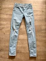 Levi’s 710 Super Skinny ripped Gr. 26/30 *sehr gut* Sachsen - Crimmitschau Vorschau