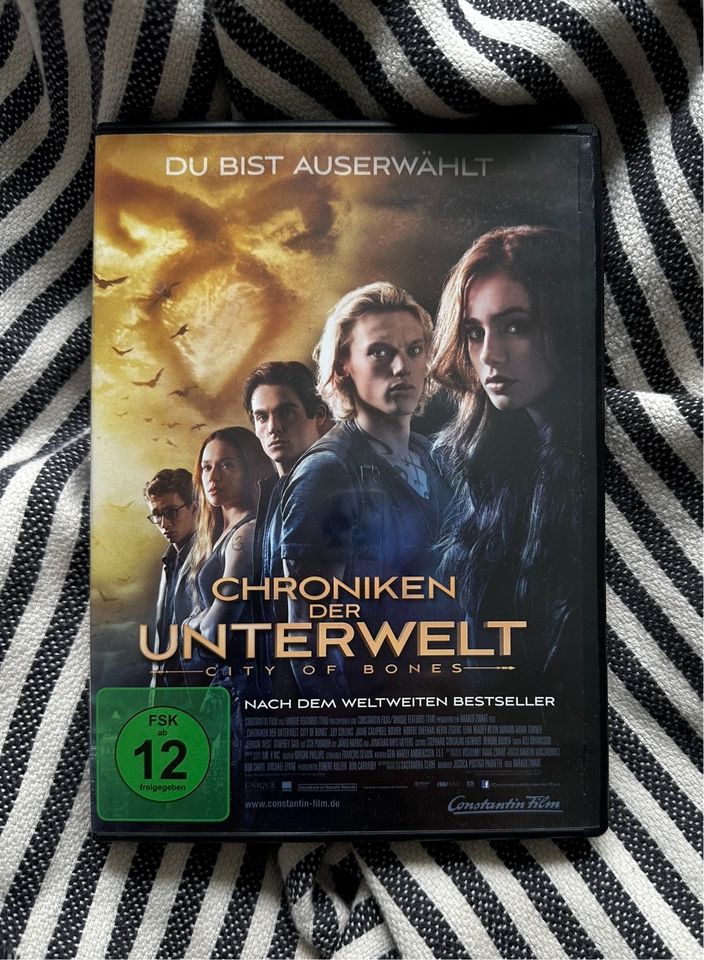 Chroniken der Unterwelt - City of Bones - DVD in Hamburg