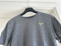 Nike T-Shirt m grau Niedersachsen - Cloppenburg Vorschau