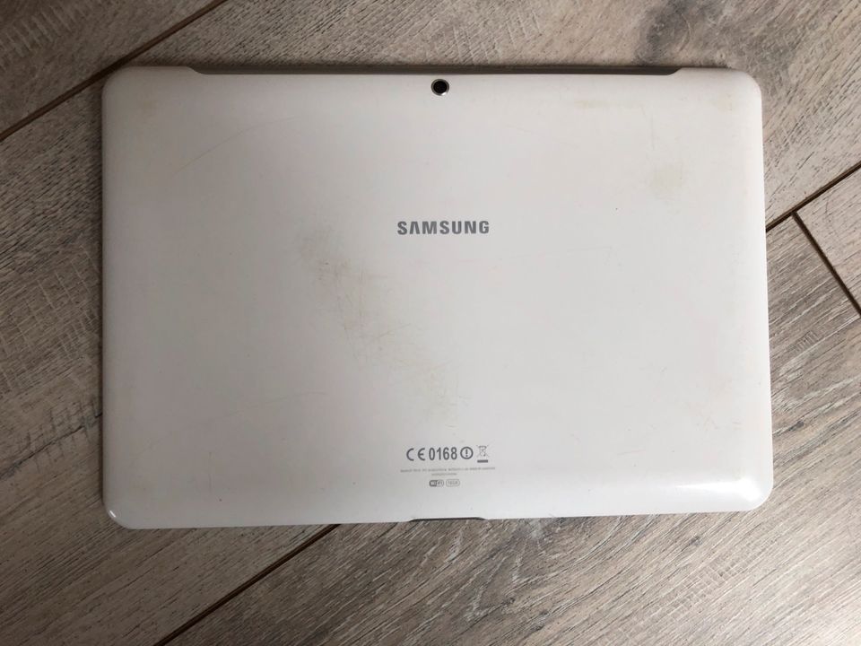 Samsung GT-P5110 Tablet mit Desktop Dock in Emmelsbüll-Horsbüll