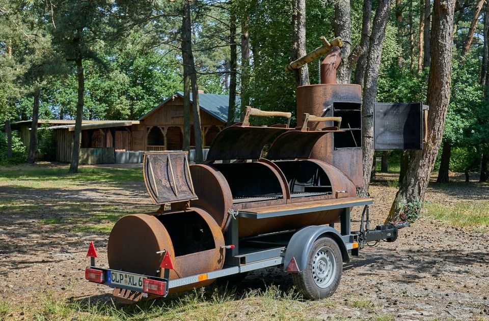 Smoker Trailer 28" XXL  Grill Anhänger zu vermieten !!! in Bösel