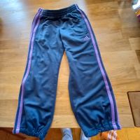 Kinderhose Adidas Größe 110 zu verkaufen Niedersachsen - Hage Vorschau