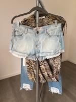 ZARA  Woman Premium Wash  Jeansshorts  light blue Nordrhein-Westfalen - Mönchengladbach Vorschau