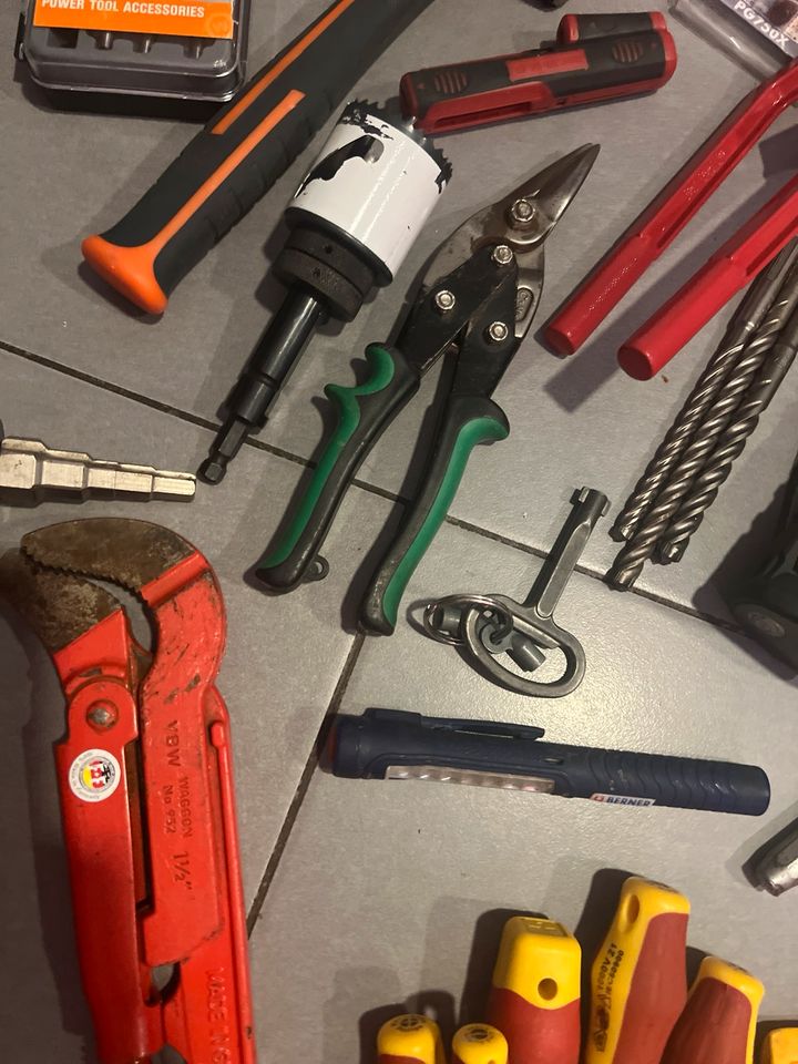 Werkzeug Konvolut Preise auf Anfrage in Oberhausen