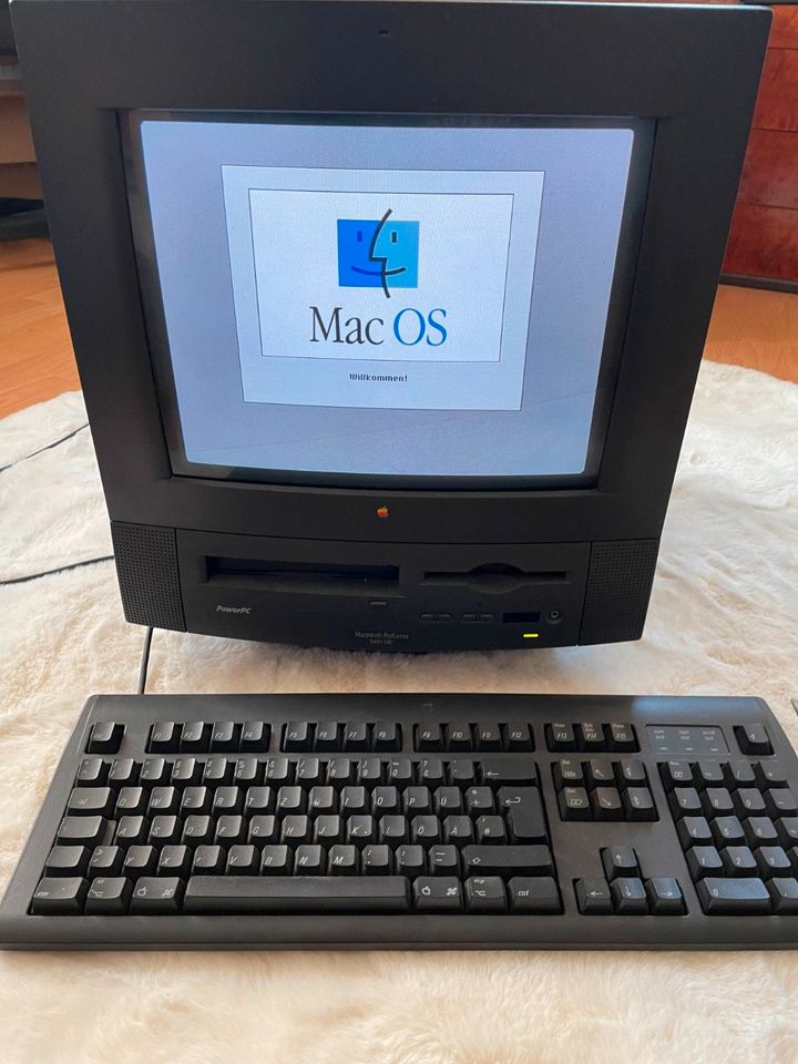 Macintosh Performa 5400/180 - Klassiker aus der Ära der PowerPC-M in Ahrensfelde
