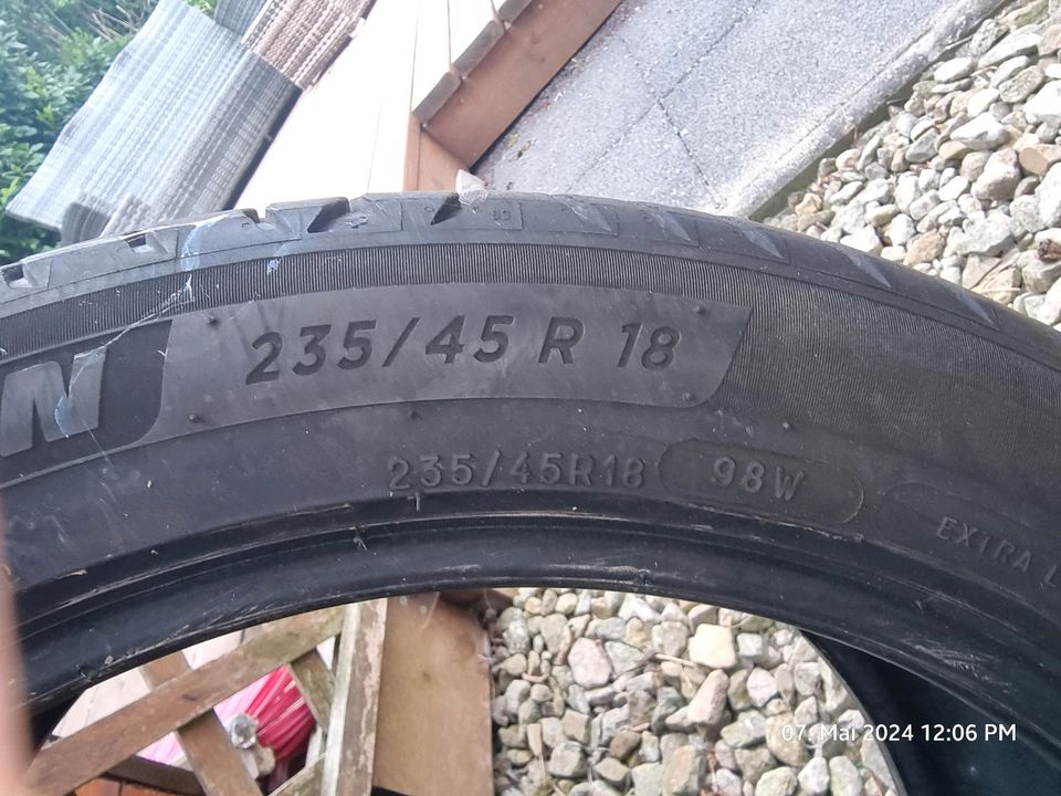 Michelin Primacy 2x Sommerreifen 235/45 R18 in Hermsdorf