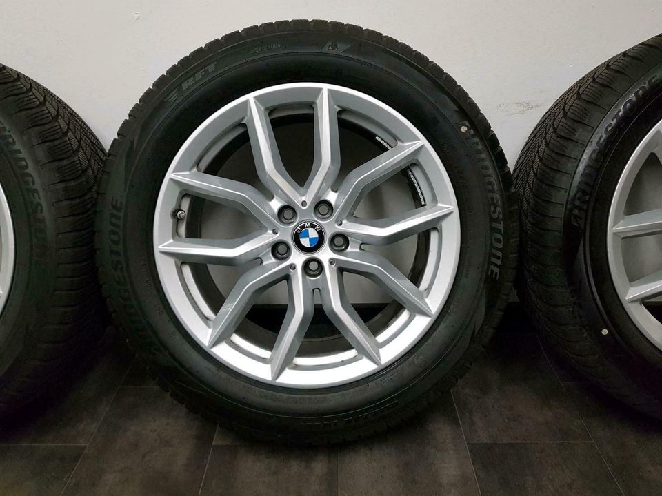 BMW 19 Zoll Winterreifen Felgen X5 G05 X6 G06 734 Winterräder in Staufenberg