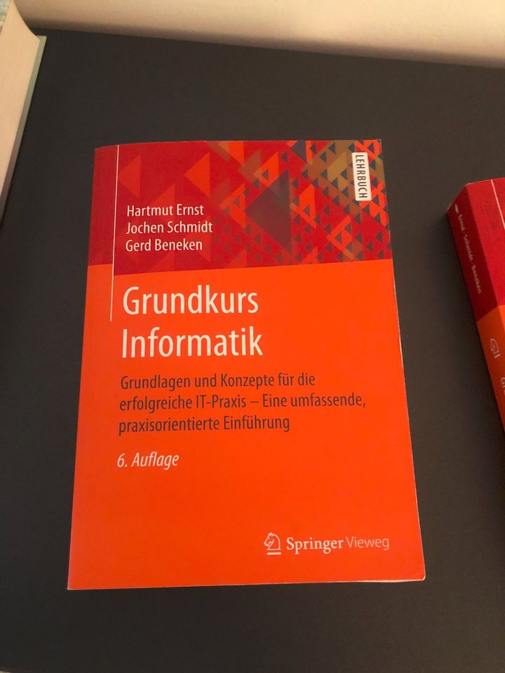 Grundkurs Informatik - Springer | IT Studium in München