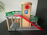 BRIO Parkaus mit Aufzug Hessen - Oberursel (Taunus) Vorschau