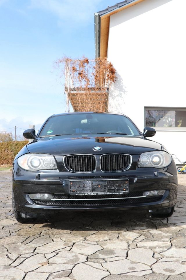 BMW 118i / BJ 2011 / Xenon / Teilleder / HU 01/25 in Dinkelscherben