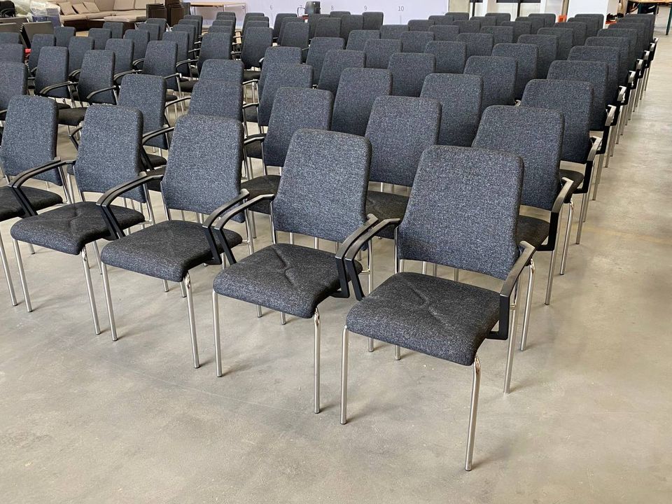 130 Interstuhl Besucher Stühle Design Stapelstühle Konferenzstuhl in Norderstedt