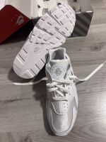 Nike Huarache weiß Größe 39 Damen Bayern - Schweinfurt Vorschau