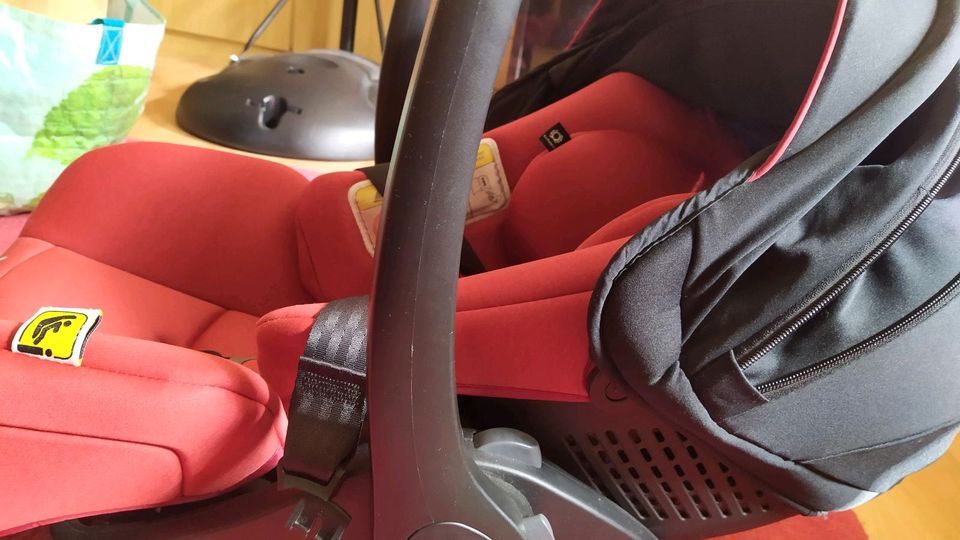 Joie i-level Babyschale, Liegefunktion, Isofix base, wie neu in Weil der Stadt