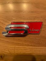 Audi S Line Emblem Heckklappe rot/Chrom selbstklebend Hessen - Steinbach Vorschau