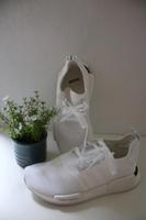 Adidas NMD R1 Triple White 2 Turnschuhe Größe 37⅓ Brandenburg - Wandlitz Vorschau