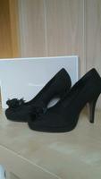 Schwarze Pumps von Tamaris Gr. 38 mit schönen Details Bayern - Rimpar Vorschau