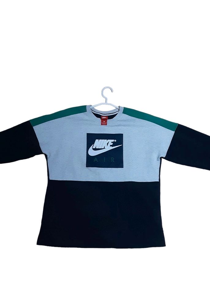 NIKE AIR PULLOVER M in Engen