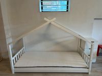 Hausbett 90x200cm weiß inkl. Lattenrost Matratze Nordrhein-Westfalen - Frechen Vorschau