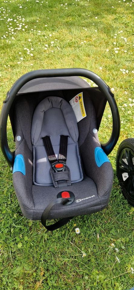 Kinderwagen Kinderkraft 3in1 Veo in Großostheim