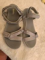 Skechers Sandalen Gogamax 42 bzw. 8 Nordrhein-Westfalen - Neuss Vorschau