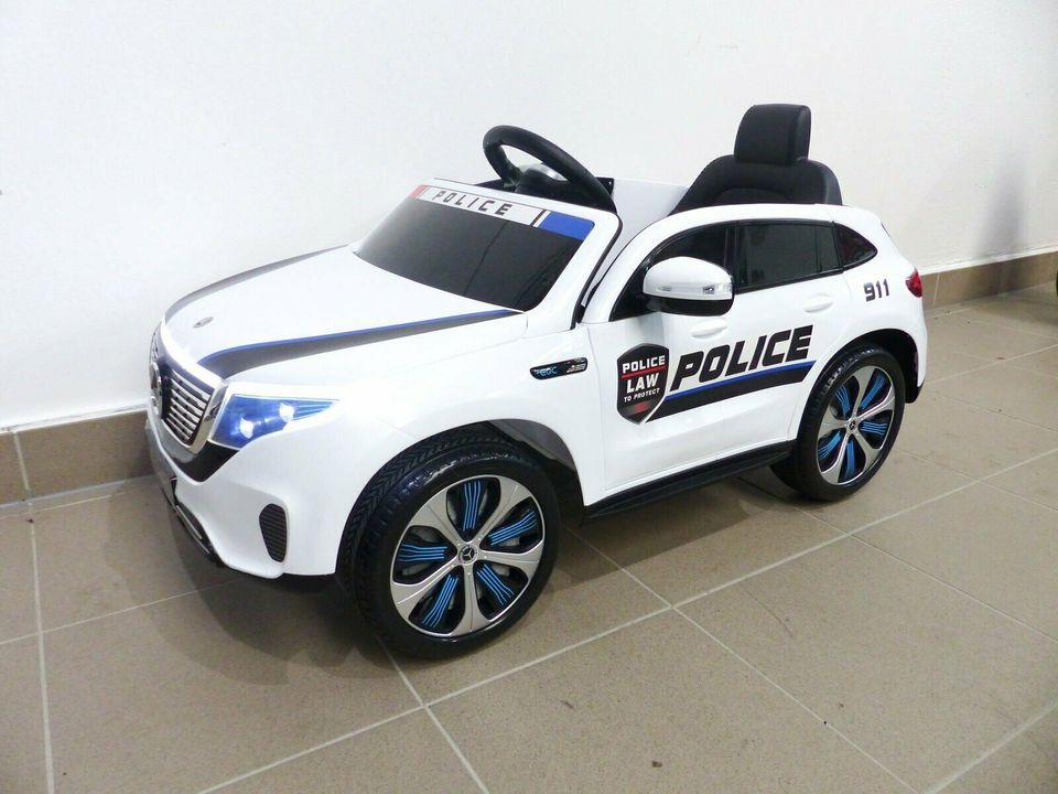 Kinder Elektroauto Mercedes EQC Polizei 2xMotoren MP3 USB Fernst. in Greven