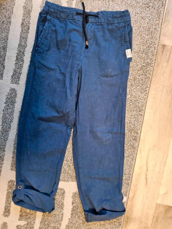 Kleidungspaket für Jungen gr. 134, 3 tshirts H&M , 3 Sommerhosen in Erfurt